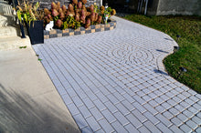 Load image into Gallery viewer, Holland
